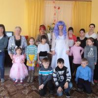 Спешим поздравить наших мам